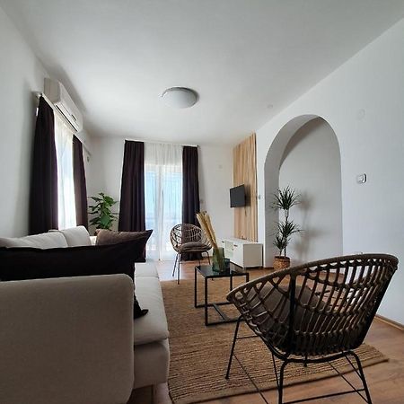 Apartmani Masline Jasenice  Exterior photo